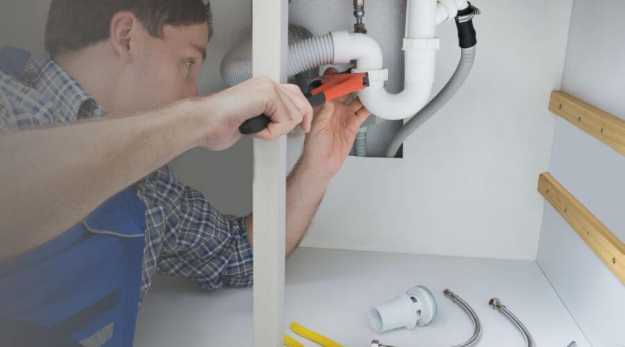 Expert burst pipe repair services in Carroll, NE
